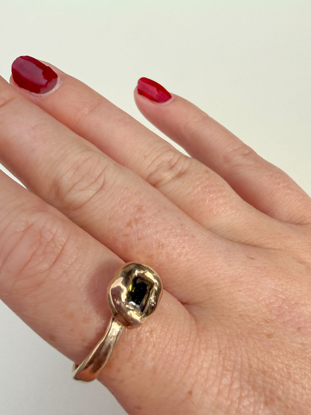 Olive Grove Bezel Ring | Size 8
