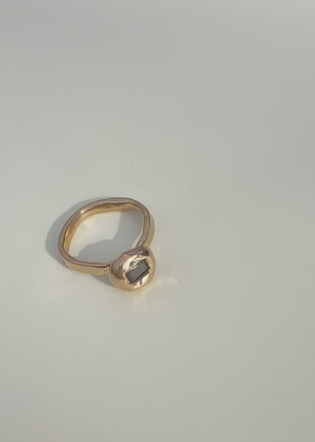 Olive Grove Bezel Ring | Size 8